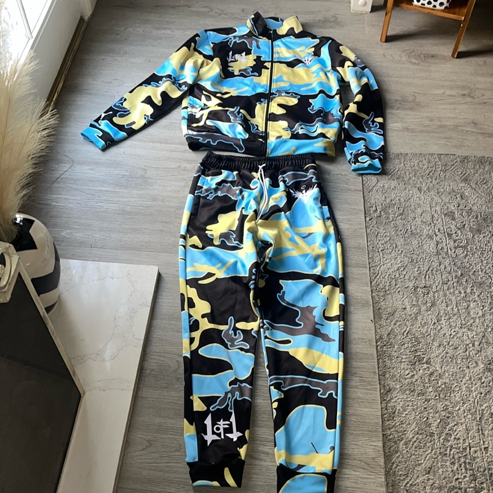 Like new Lamelo Puma 1of1 camo jacket & pants